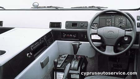 TOYOTA MEGA CRUISER BASEGRADE