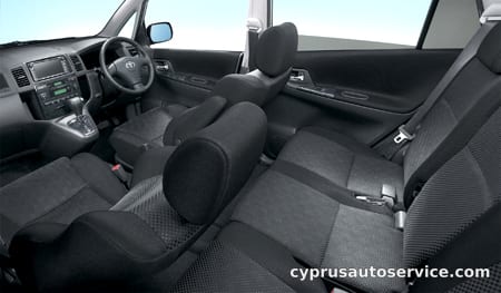 TOYOTA COROLLA SPACIO X