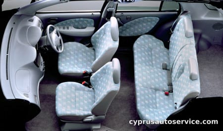 TOYOTA RAUM BASEGRADE
