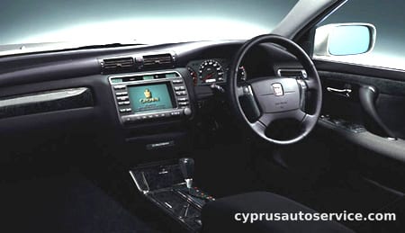 TOYOTA CROWN ESTATE ATHLETE FOUR
