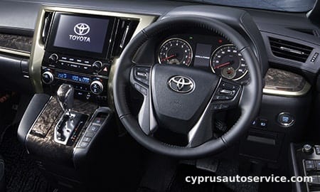 TOYOTA VELLFIRE 2.5 GOLDEN EYES III