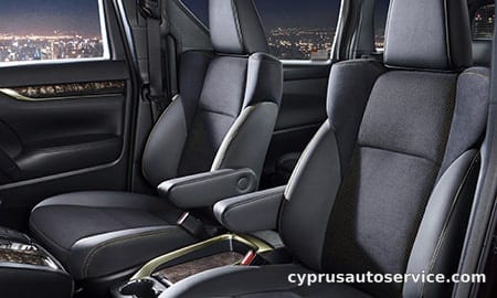 TOYOTA VELLFIRE 2.5 GOLDEN EYES III