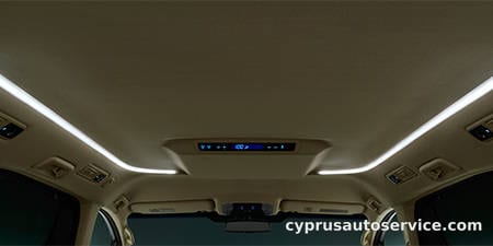 TOYOTA VELLFIRE HYBRID X
