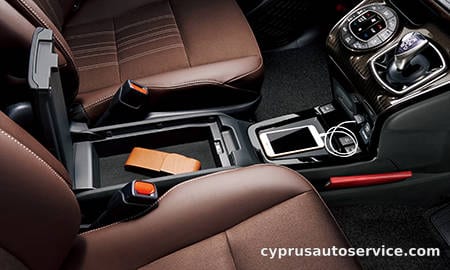 TOYOTA ESQUIRE XI