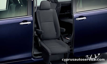 TOYOTA ESQUIRE XI