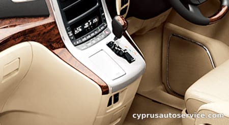 TOYOTA ALPHARD 240G