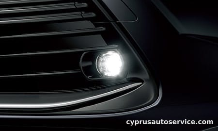 TOYOTA COROLLA TOURING HYBRID X