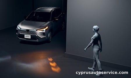 TOYOTA COROLLA CROSS HYBRID Z