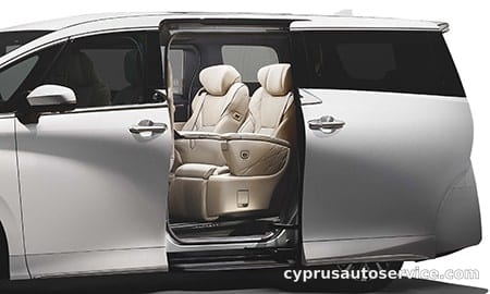 TOYOTA ALPHARD PHEV EXECUTIVE LOUNGE