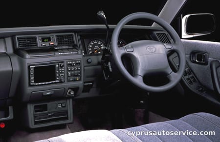 TOYOTA CROWN STATIONWAGON SUPER DELUXE