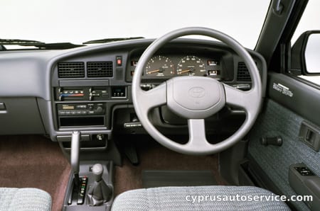 TOYOTA HILUX PICK UP DOUBLECAB SSR-X