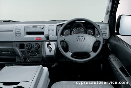 TOYOTA REGIUS ACE VAN DX