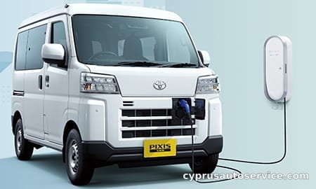 TOYOTA PIXIS VAN DELUXE