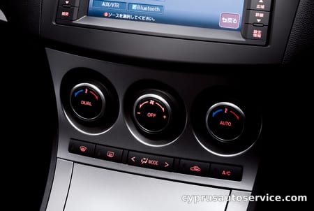 MAZDA AXELA 20C