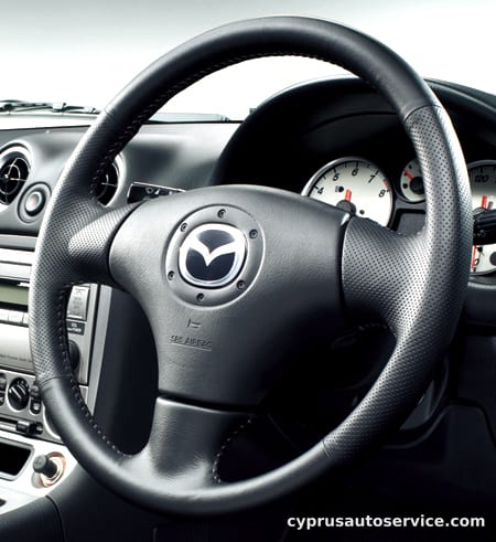 MAZDA ROADSTER VS COMBINATION A
