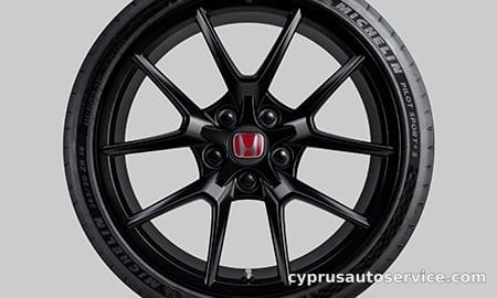 HONDA CIVIC TYPE R RACING BLACK PACKAGE