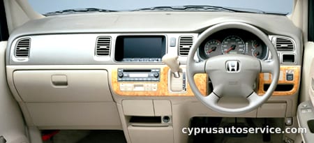 HONDA STEPWAGON D