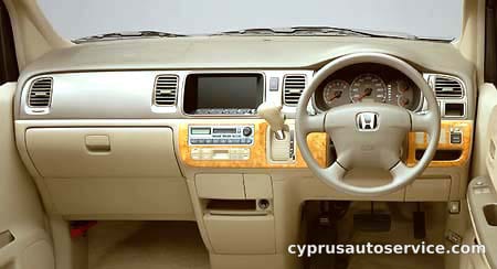 HONDA STEPWAGON D