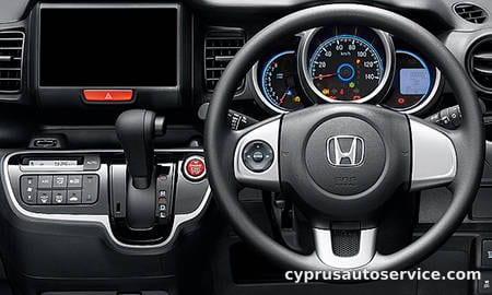 HONDA NBOX PLUS CUSTOM G