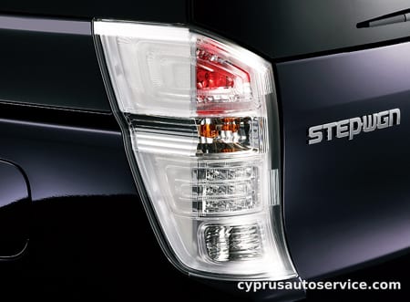 HONDA STEPWAGON SPADA S