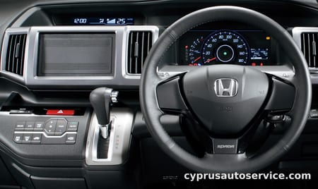 HONDA STEPWAGON SPADA S