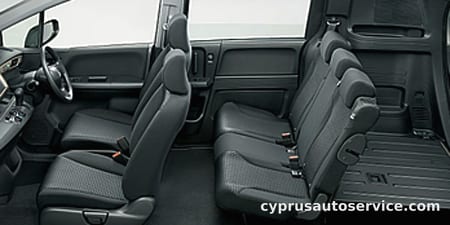 HONDA FREED SPIKE G AERO