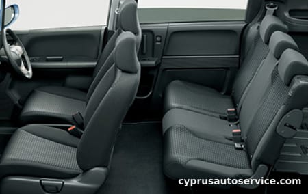 HONDA FREED SPIKE HYBRID JUST SELECTION