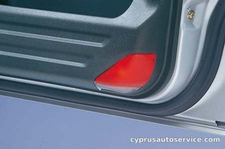 MITSUBISHI PAJERO IO ACTIVE FIELD EDITION 2.0