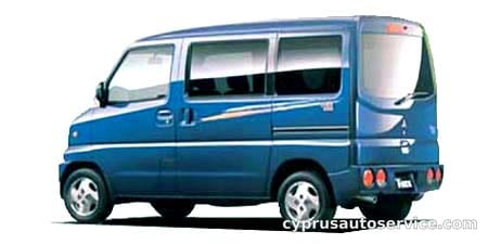 MITSUBISHI TOWN BOX RX
