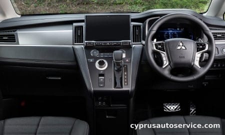 MITSUBISHI DELICA D5 P