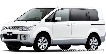 MITSUBISHI DELICA D5 G PREMIUM