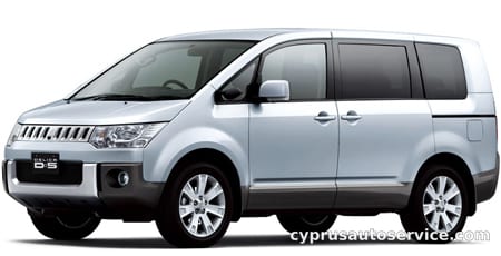 MITSUBISHI DELICA D5 G PREMIUM
