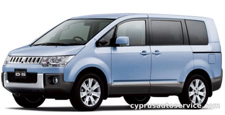 MITSUBISHI DELICA D5 G PREMIUM