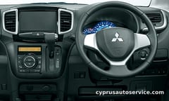 MITSUBISHI DELICA D2