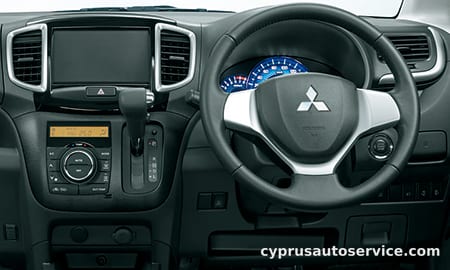 MITSUBISHI DELICA D2 S