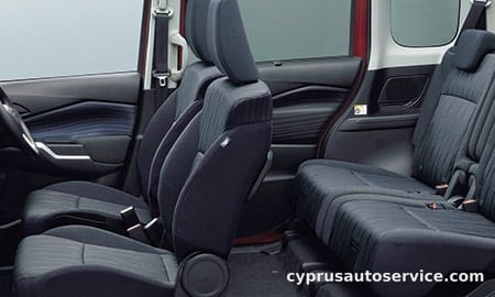MITSUBISHI DELICA D2 HYBRID MX