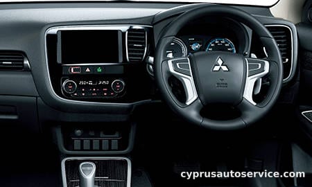 MITSUBISHI OUTLANDER PHEV M