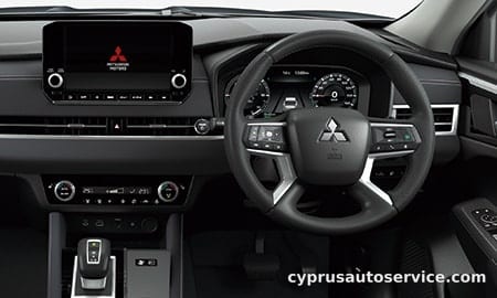 MITSUBISHI OUTLANDER PHEV M
