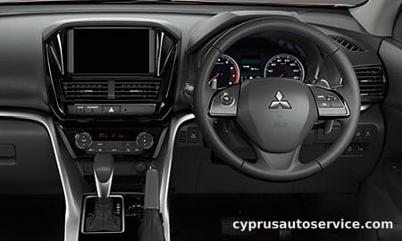 MITSUBISHI ECLIPSE CROSS M