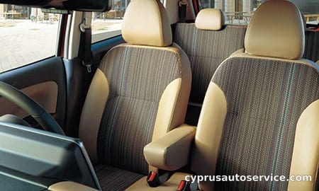MITSUBISHI EK X T PREMIUM