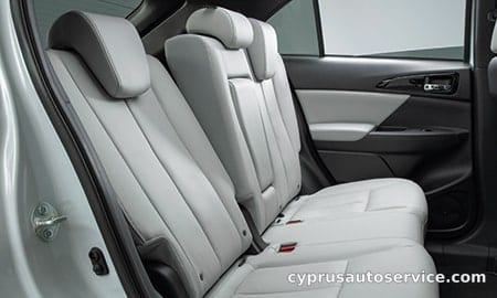 MITSUBISHI ECLIPSE CROSS PHEV M