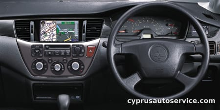 MITSUBISHI LANCER WAGON TOURING