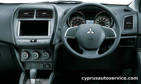 MITSUBISHI RVR M