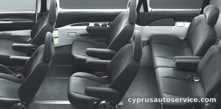 MITSUBISHI DELICA SPACE GEAR CHAMONIX