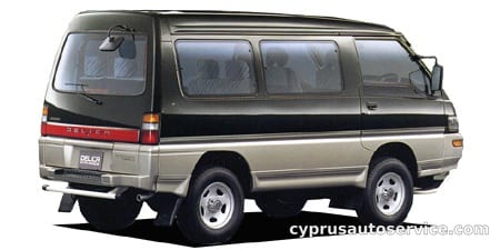 MITSUBISHI DELICA STAR WAGON GLX