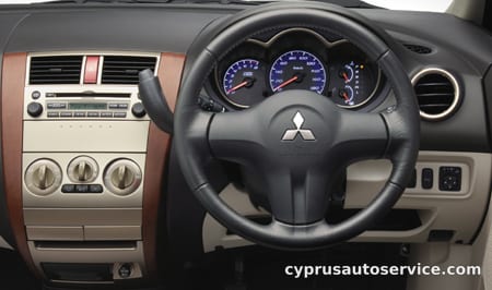 MITSUBISHI COLT 1.3M