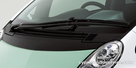 MITSUBISHI IMIEV BASE GRADE
