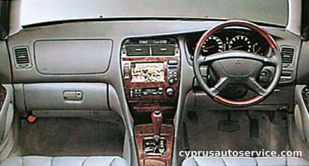 MITSUBISHI DIAMANTE 25V-SE