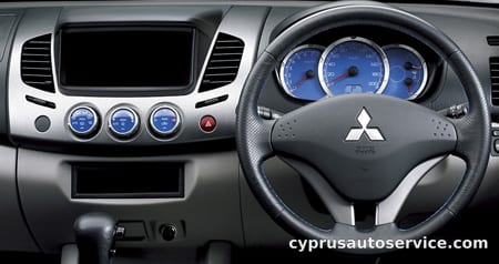 MITSUBISHI TRITON BASE GRADE