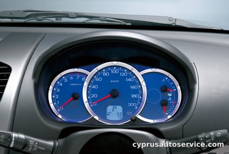 MITSUBISHI TRITON BASE GRADE